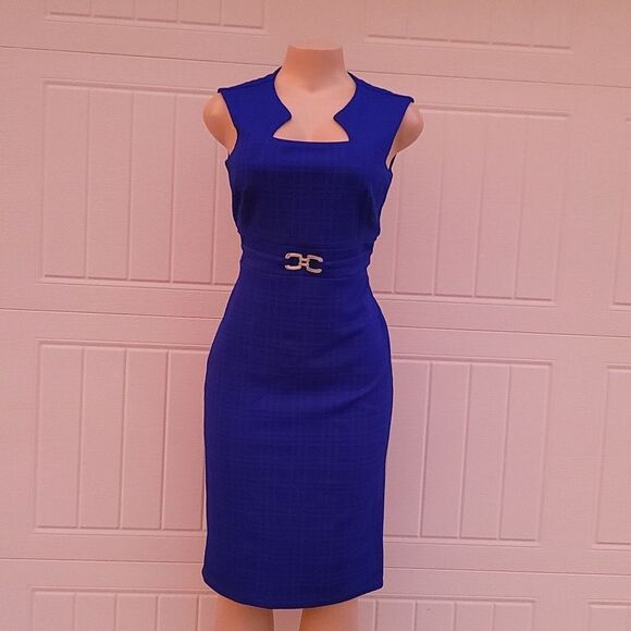 BRAND NEW ENFOCUS STUDIO  ASYMMETRIMINIC NECK SCUBA CREPE SHEATH DRESS - Picture 3 of 13